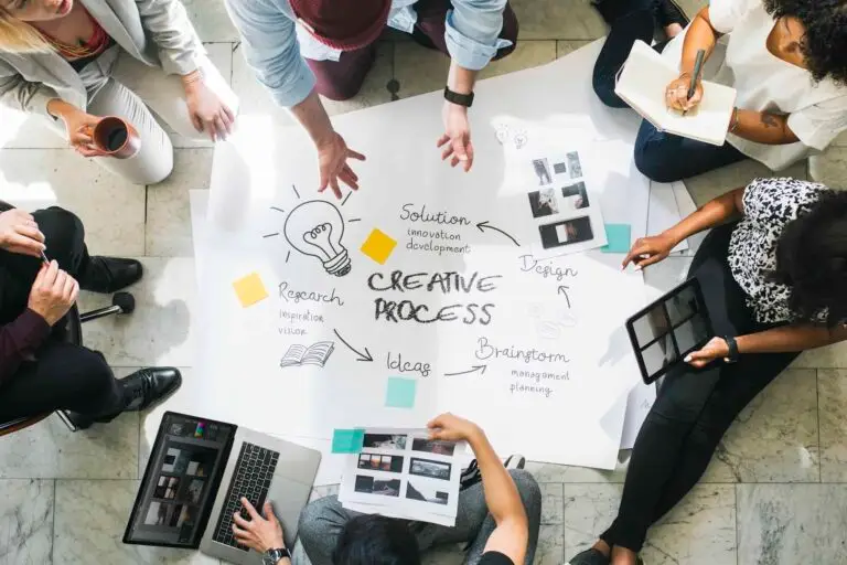 startup-business-team-brainstorming.jpg