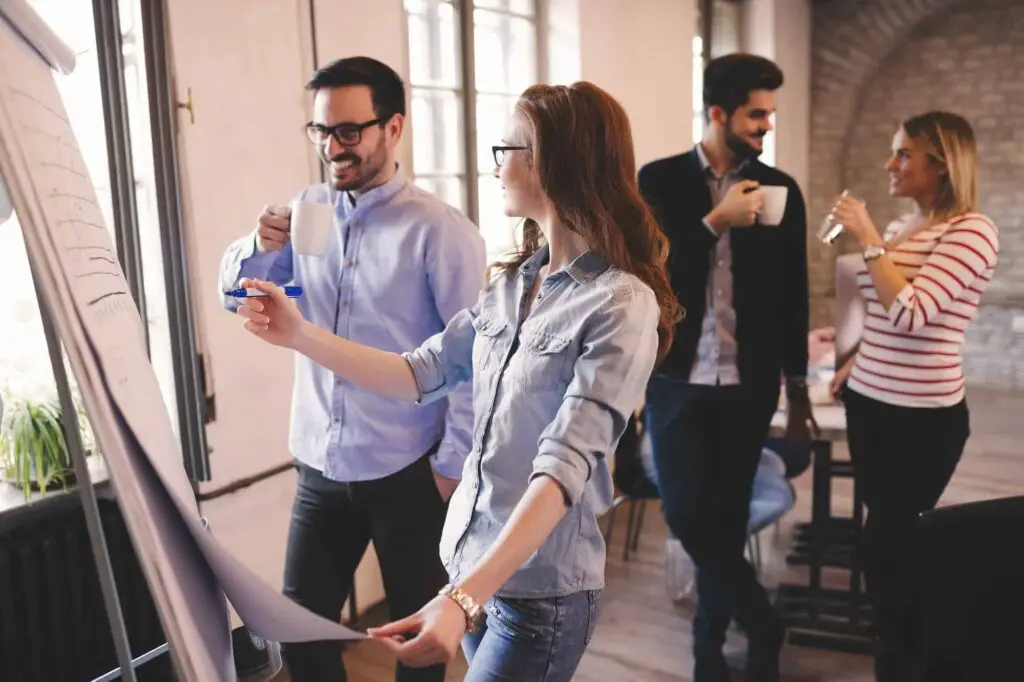startup-teamwork-brainstorming-meeting-concept-in-office-1.jpg